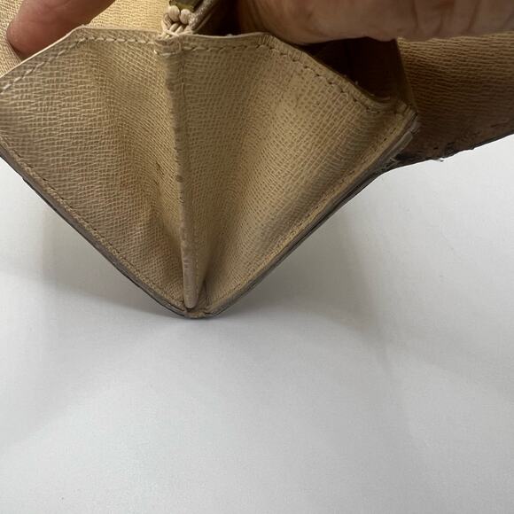 GUC Louis Vuitton Damier Azur Sarah Wallet - Picture 10 of 12